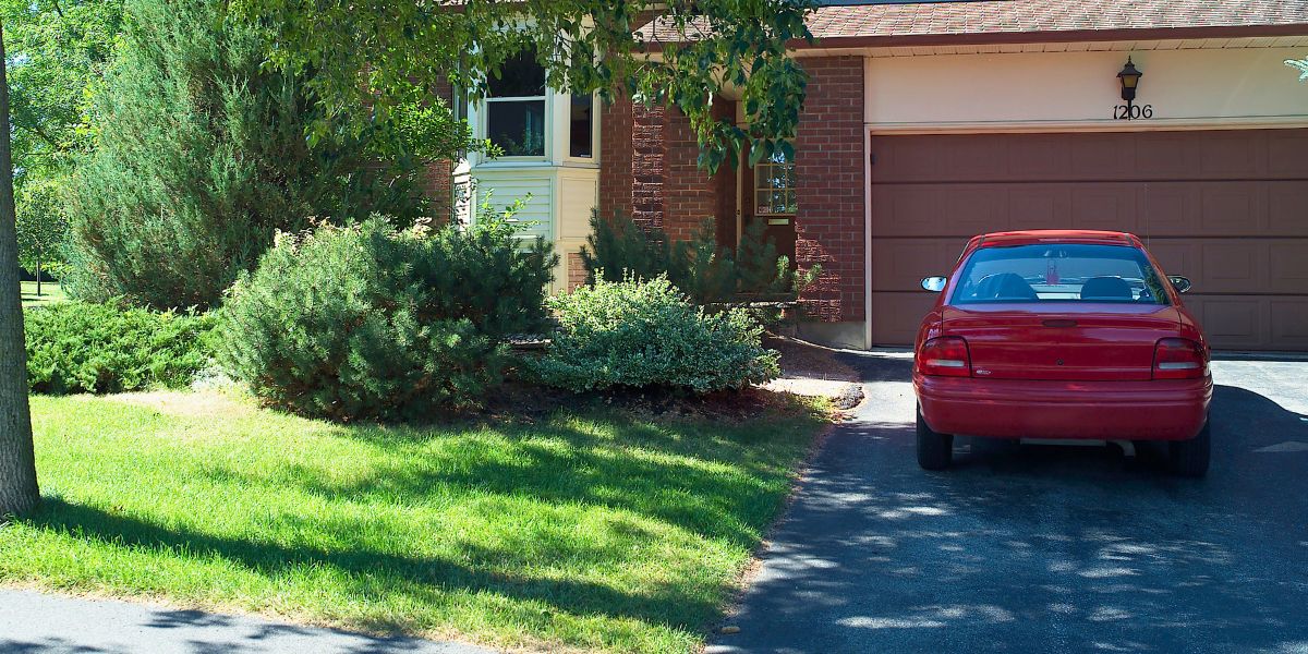 Fool Burglars Into Thinking You’re Home