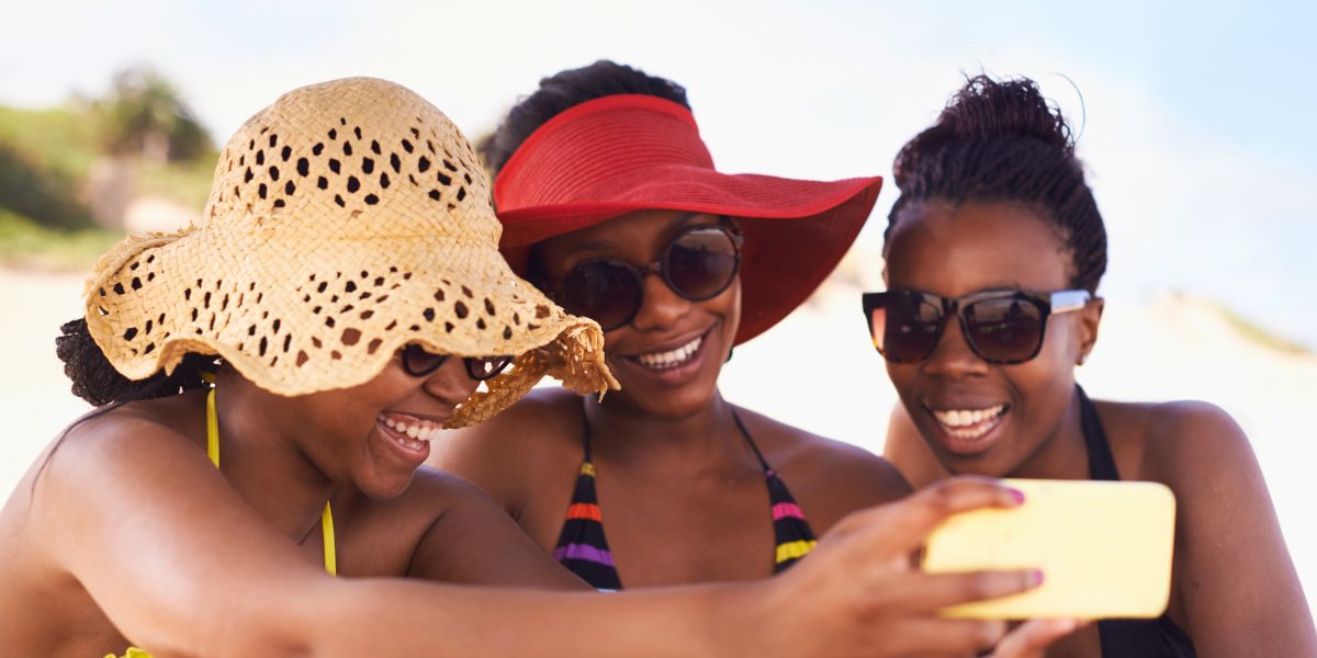 Leaving Town? What Not to Post Online