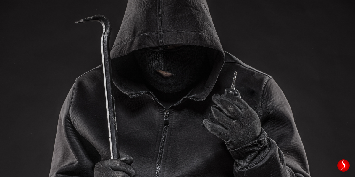 Unmasking the Tactics: How Criminals Ingeniously Gain Entry to Homes and Businesses 